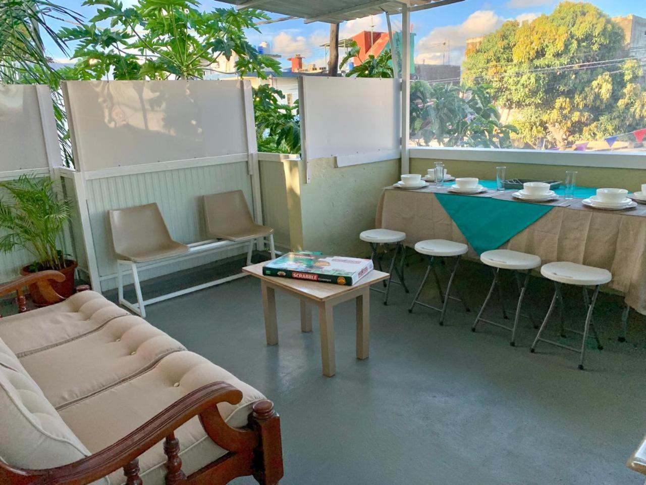 Oasis 2 Hotell Mahébourg Exteriör bild